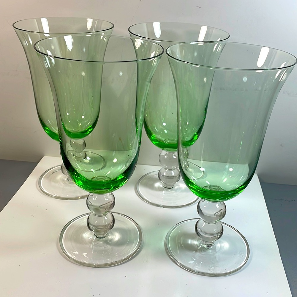Set of 4 clear green Bohemian crystal glass footed goblets glasses bubble foot